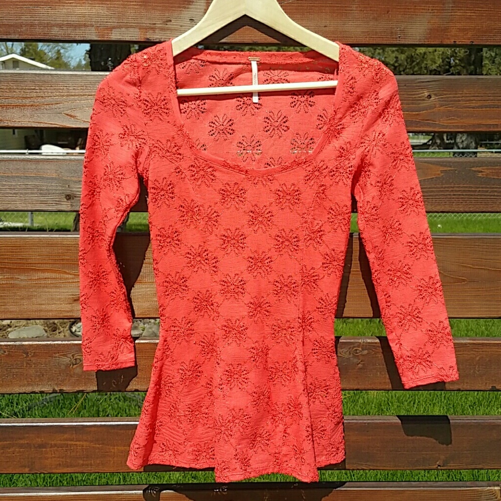 Free People Coral Lace Top w/peplum bottom XS